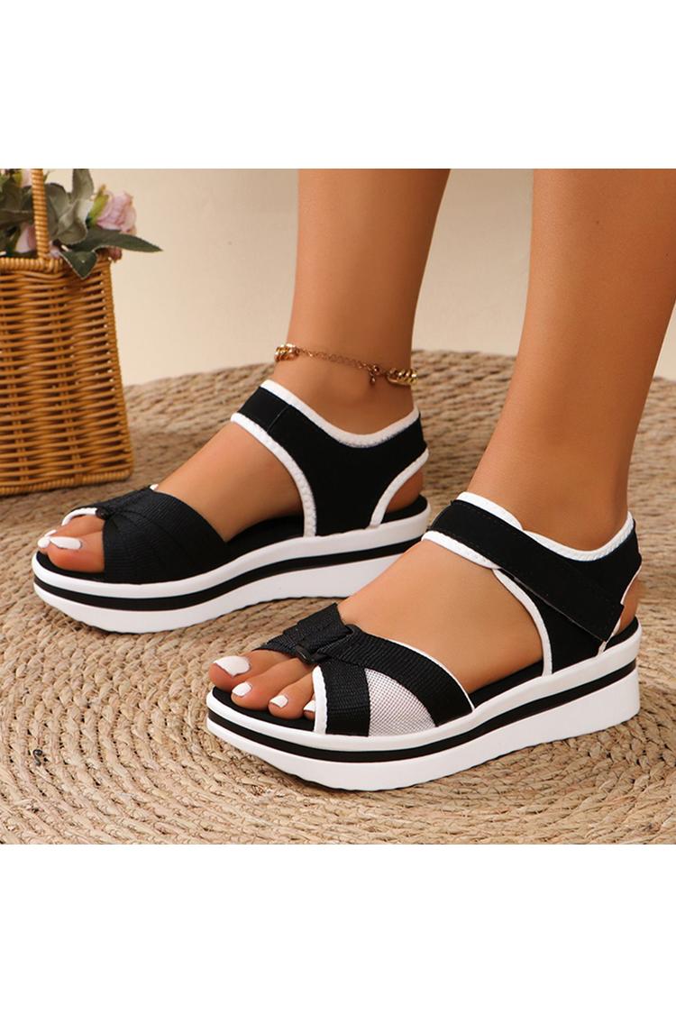 Sandali casual con plateau e punta tonda con patchwork colorblock