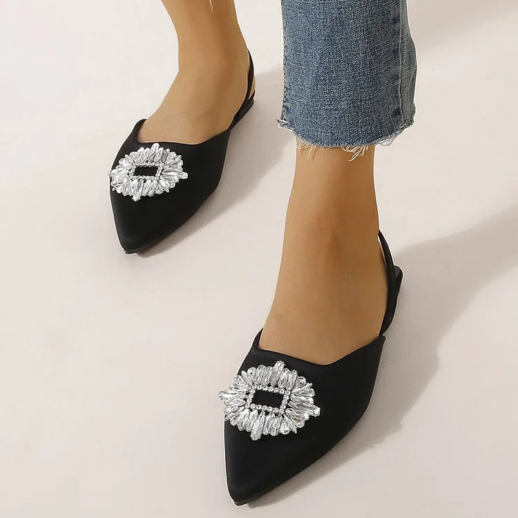 Freizeit-Flats mit spitzem Zehenbereich und Slingback-Riemen mit Strasssteinen