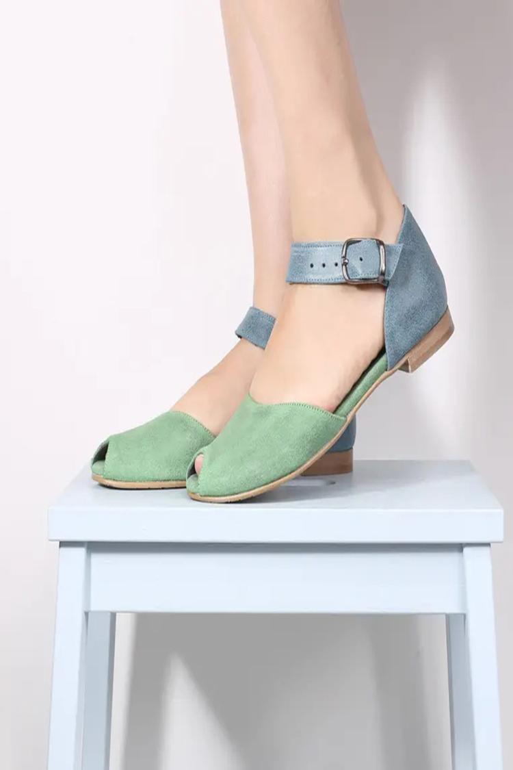 Sandali con cinturino alla caviglia colorblock e fibbia a punta aperta, verdi [Pre-ordine] 