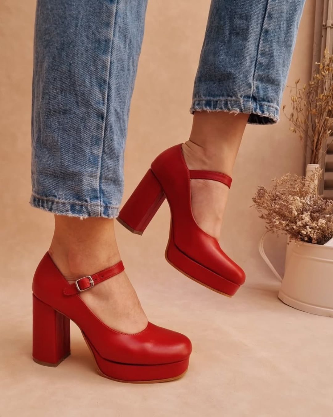 Czółenka na platformie z kwadratowym noskiem i grubym obcasem [Przedsprzedaż]