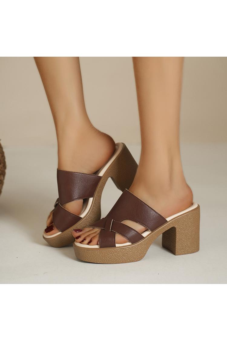 Sandali casual con tacco, punta tonda, tinta unita, con ritaglio irregolare