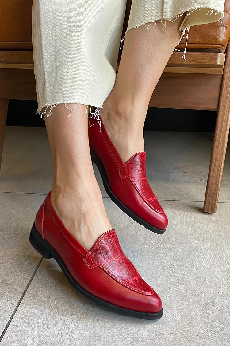 Crocodile Print Patchwork Pointed Toe Red Loafers