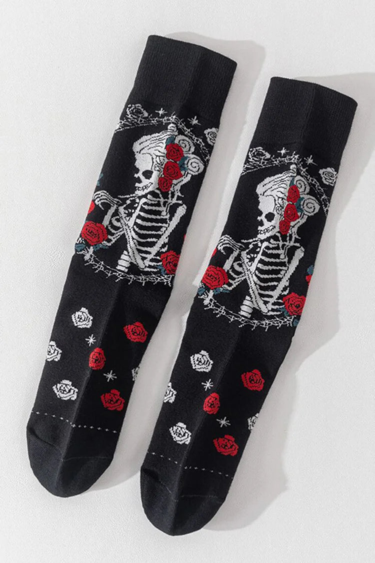 Calcetines de media pantorrilla con estampado de rosas en bloques de colores y esqueleto de Halloween 