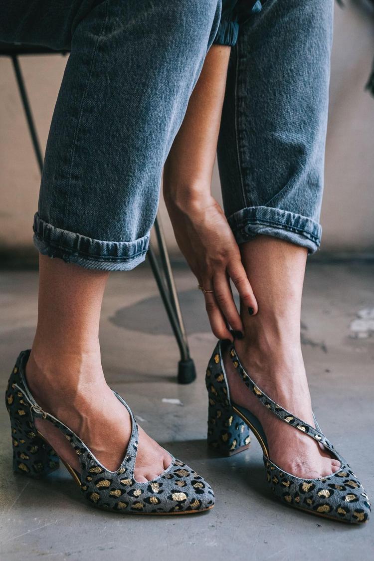 Leopard Asymmetrischer Cut-Out Riemen Spitz Zehen Blau Klobige Absätze [Vorbestellung]