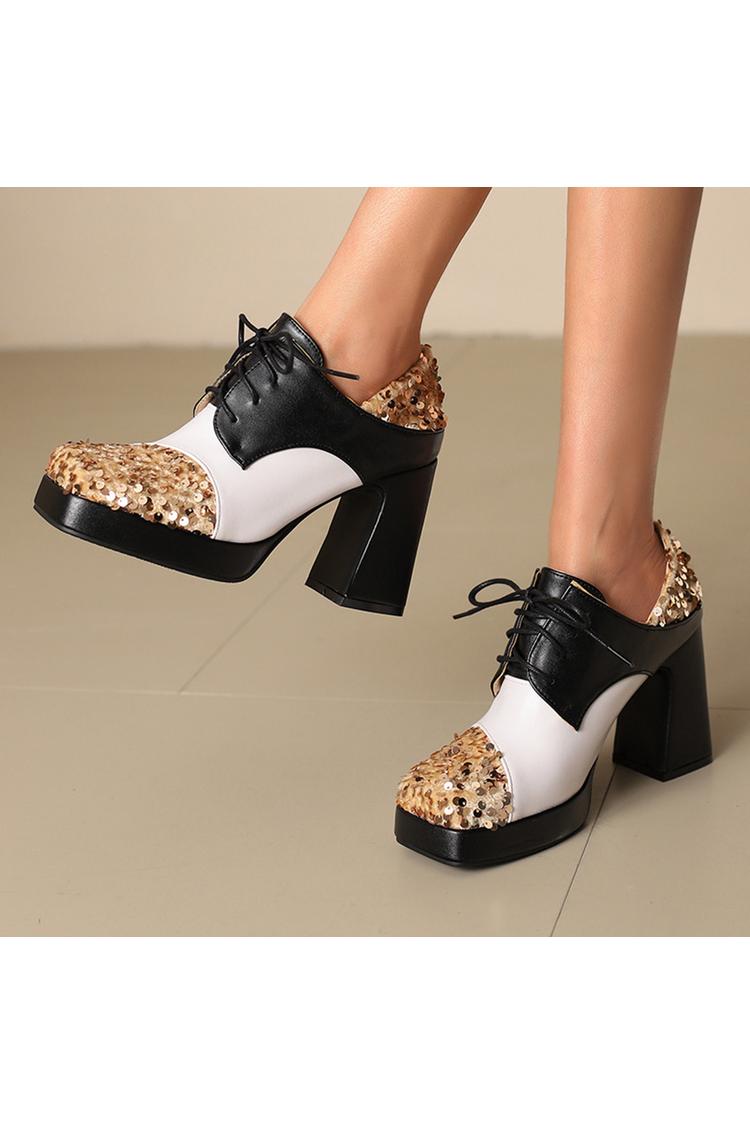 Talons épais à lacets colorblock avec patchwork décoré de sequins et bout carré