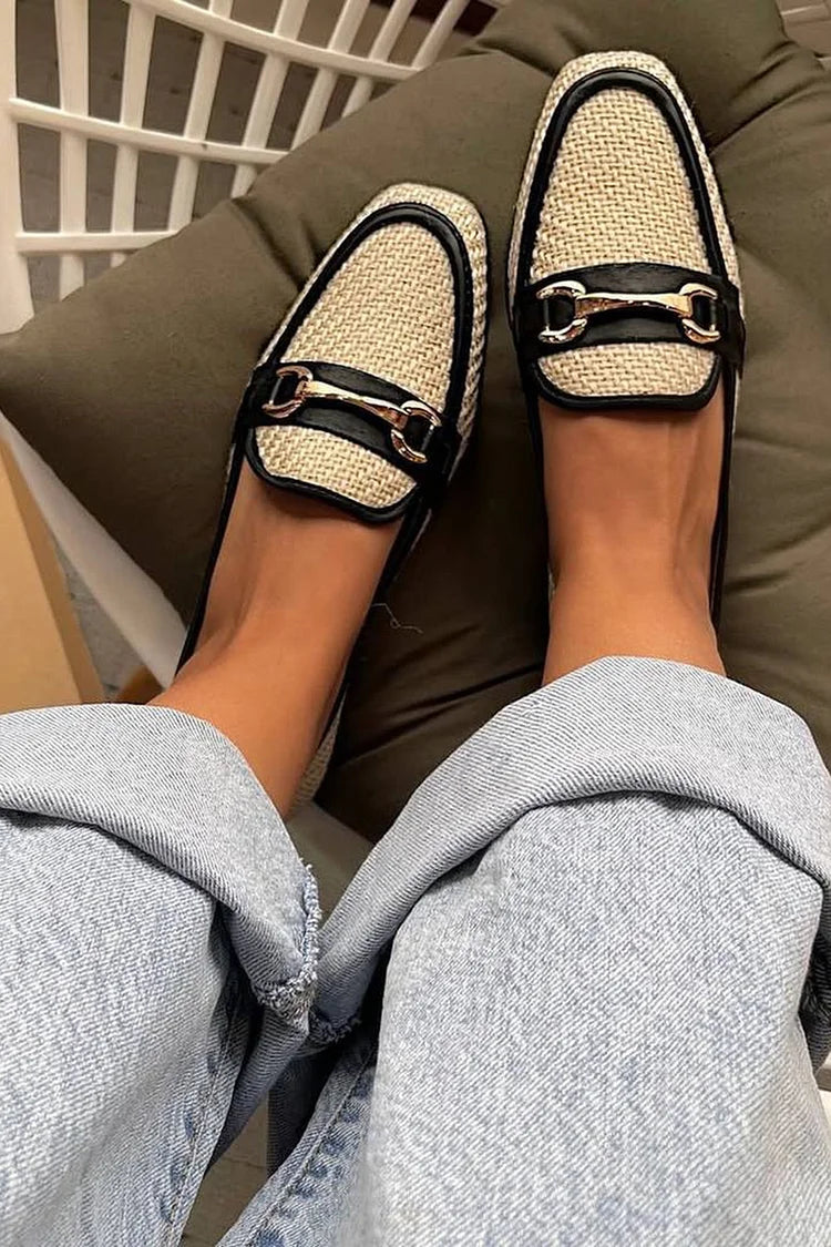 Beżowe mokasyny Colorblock z metalową dekoracją i kwadratowym noskiem [Przedsprzedaż]