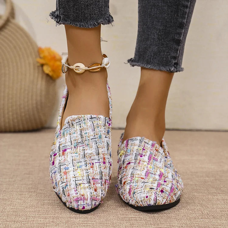 Mocassini slip on casual con tacco basso e punta multicolor