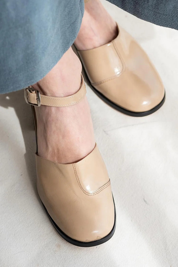 Tacones gruesos color caqui con hebilla y tiras en el tobillo con parches de color sólido [pedido por adelantado]