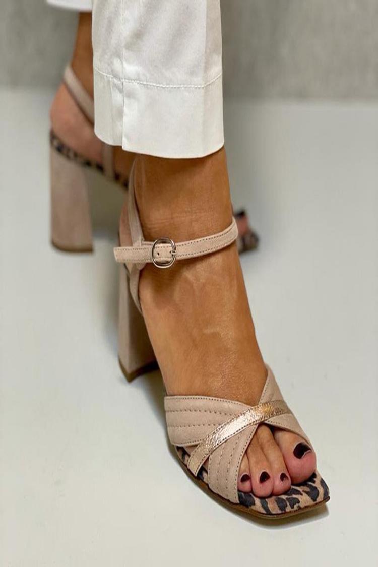 Scarpe con tacco grosso color cachi, punta quadrata e ritagli patchwork [Pre-ordine] 