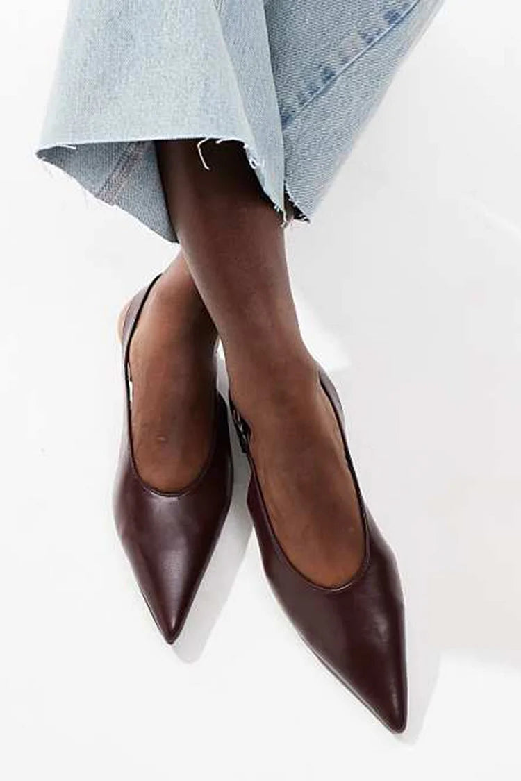 Ballerine bordeaux con punta affilata, cinturino posteriore con fibbia, tinta unita [Pre-ordine]