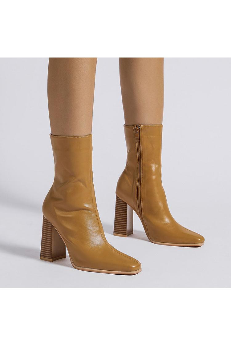 Stivali a metà polpaccio con punta quadrata, cerniera semplice e tacco grosso