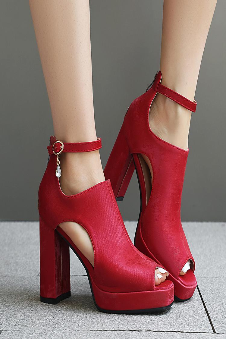 Scarpe con tacco grosso, punta aperta, fibbia, cerniera e cinturino alla caviglia in tinta unita