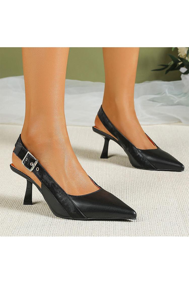 Scarpe con tacco a spillo, punta affilata, cinturino con fibbia e patchwork