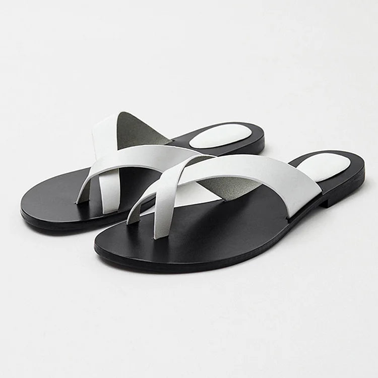 Ciabatte casual in pelle con punta rotonda e cinturino incrociato 