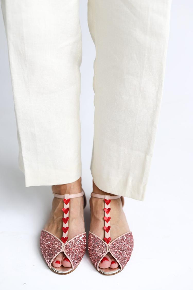 Heart Decor T-Strap Buckle Glitter Peep Toe Pink Sandals [Pre Order]