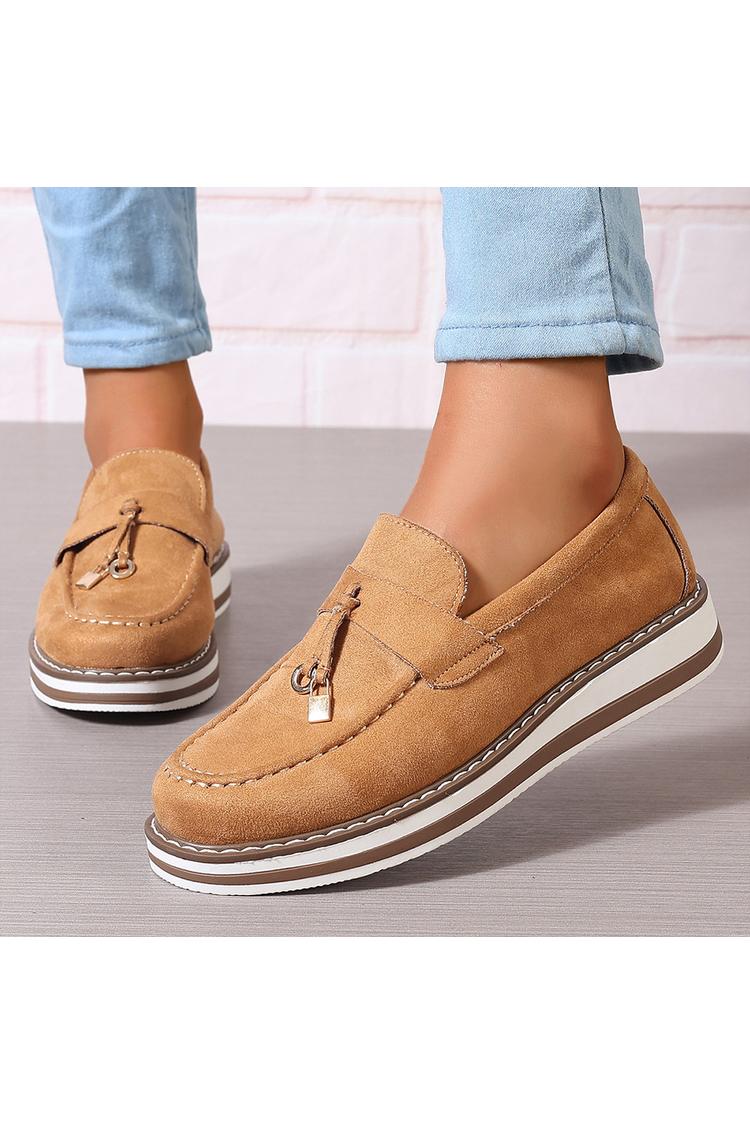 Mocassini casual con punta tonda e decorazione a patchwork in tinta unita con nappe