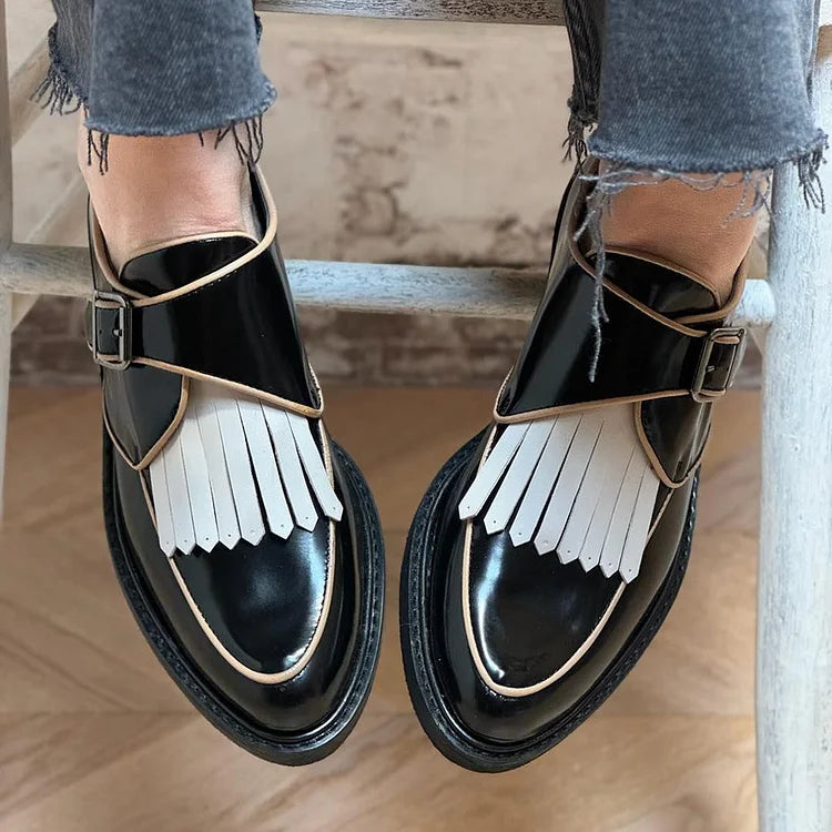 Contrast Color Fringed Trim Pointed Toe Black Oxfords [Pre Order]