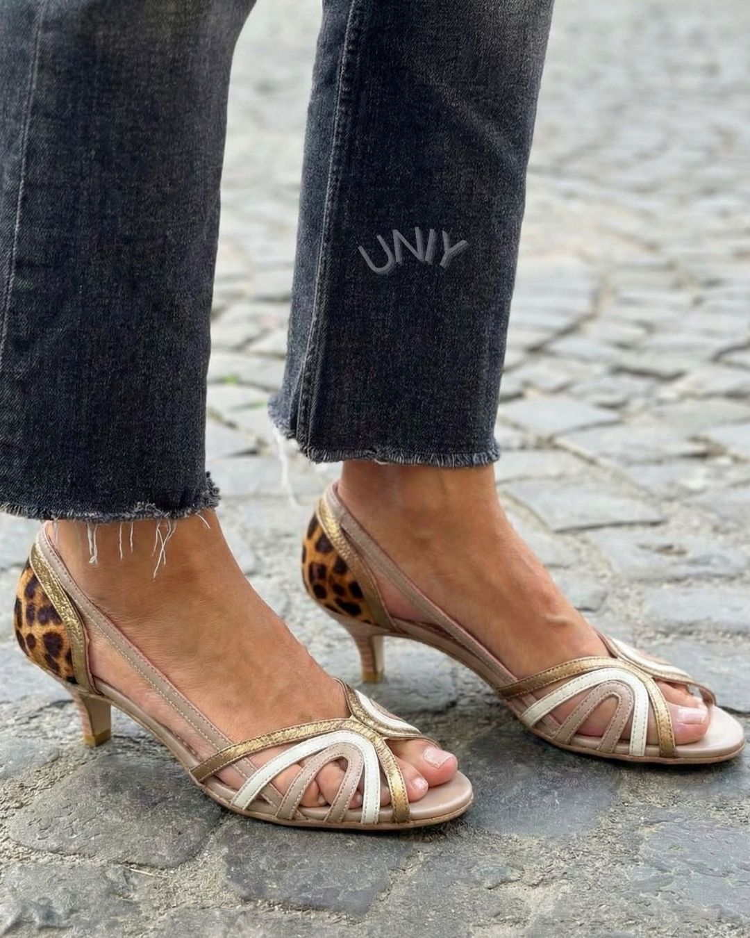 Retro farveblok udskæring peep toe leopard kitten heels [Forudbestil]