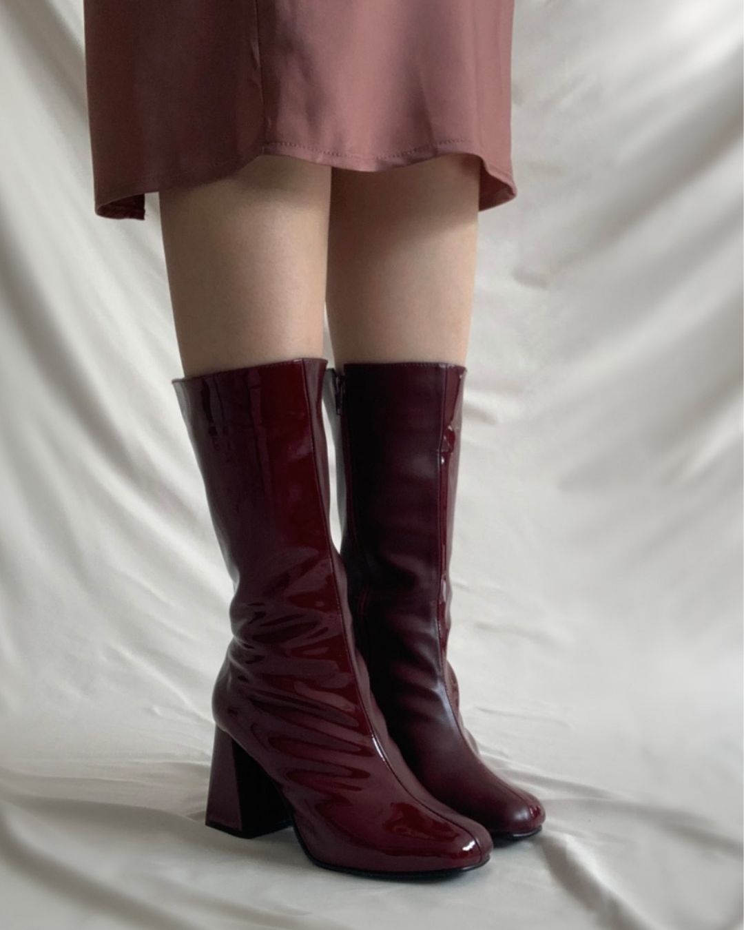 Stivali con tacco largo in PU bordeaux [Pre-ordine]