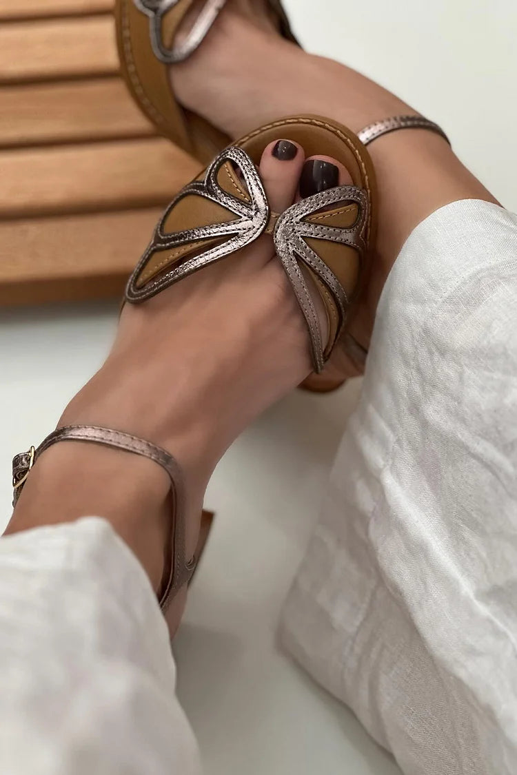 Scarpe con tacco grosso marroni con cinturino alla caviglia e fibbia a patchwork a farfalla [Pre-ordine]