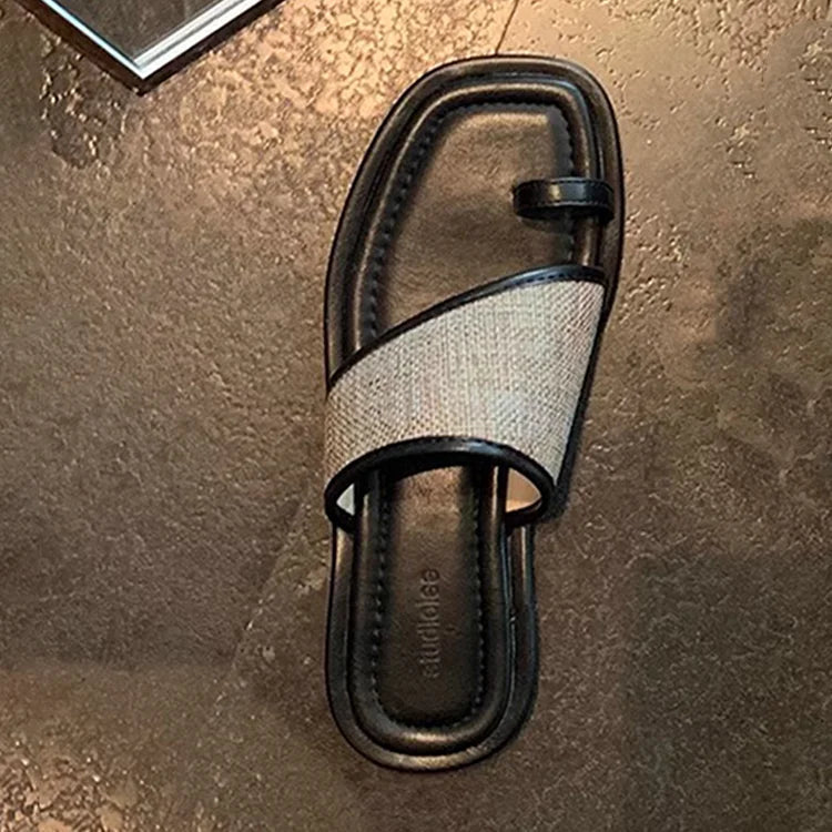 Bellissime pantofole da esterno con punta quadrata e anello per le dita, con patchwork a blocchi di colore