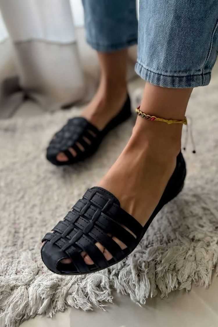 Ballerine con punta aperta e ritagli intrecciati in similpelle [Pre-ordine]