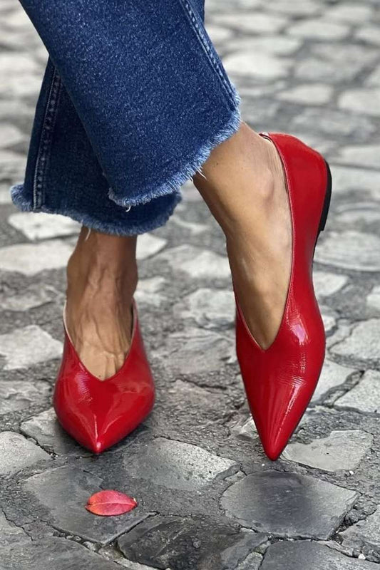 Ballerine rosse a punta in vernice [Pre-ordine]