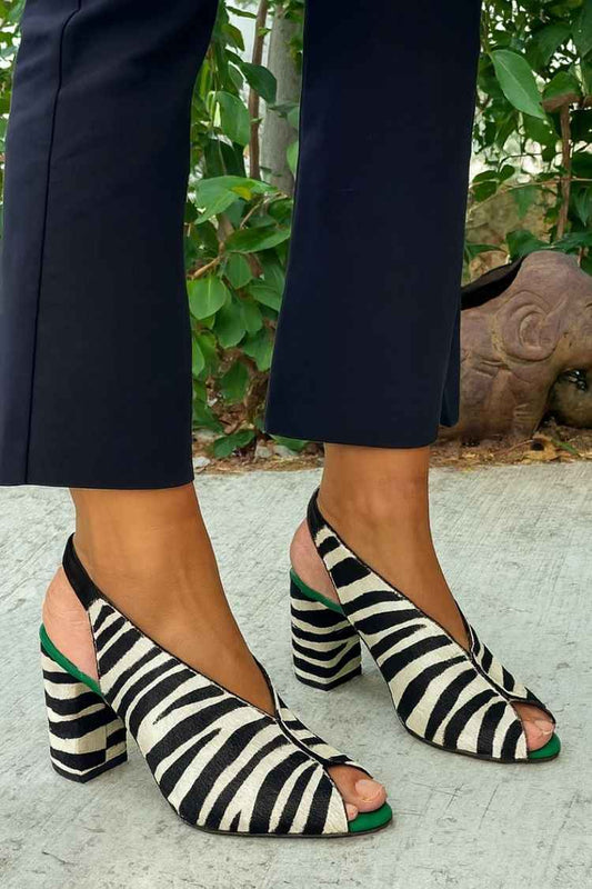 Zebra-Muster Peeptoe Slingback Blockabsätze [Vorbestellung]
