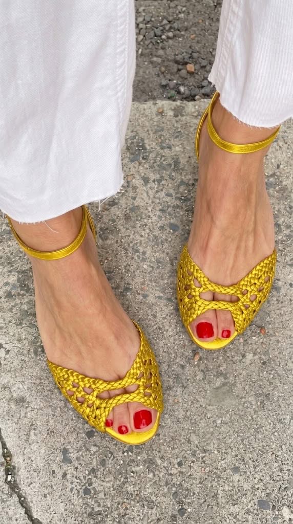 Elegant Woven Cutout Open Toe Ankle Strap Flat Sandals