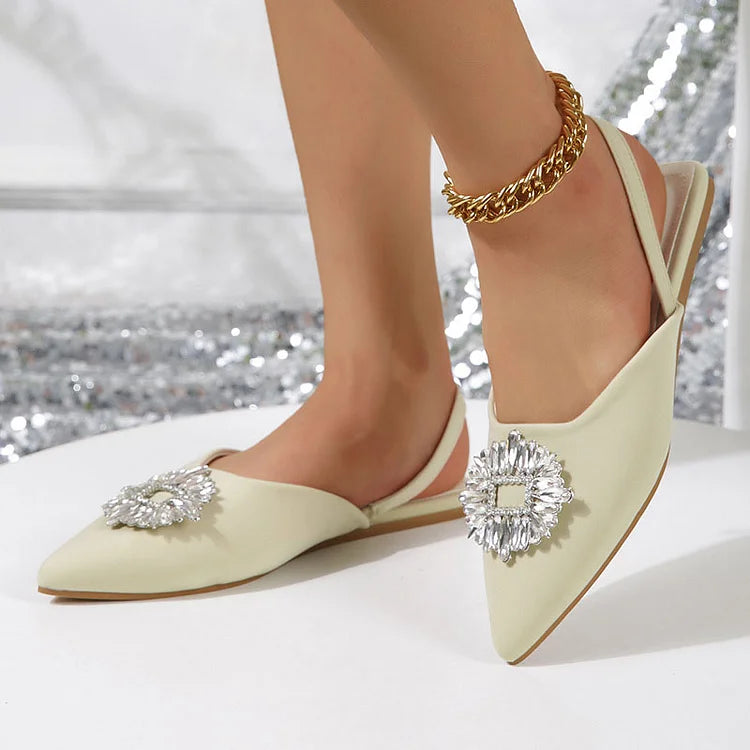 Freizeit-Flats mit spitzem Zehenbereich und Slingback-Riemen mit Strasssteinen