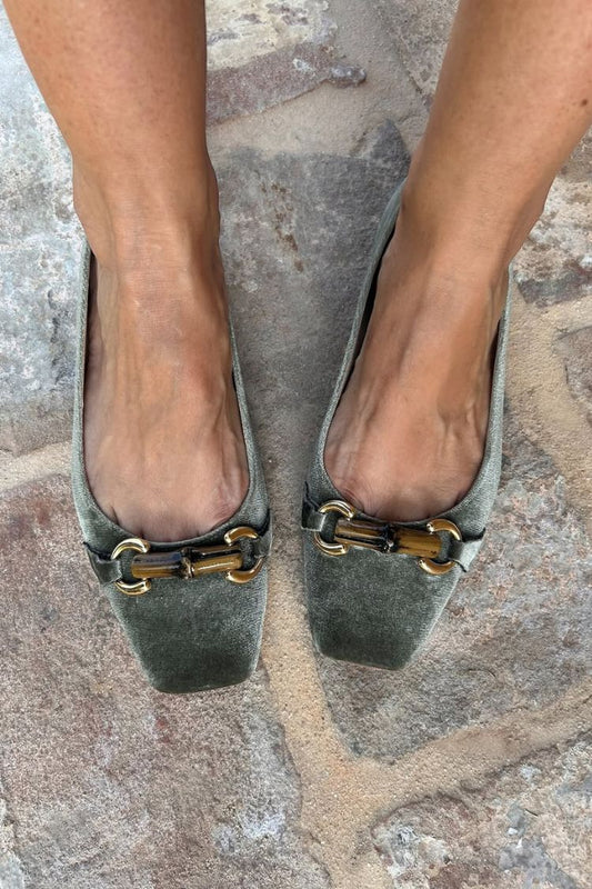 Grüne quadratische Zehen Wildleder Metall Schnalle Flache Schuhe mit niedrigem Schnitt [Vorbestellung]