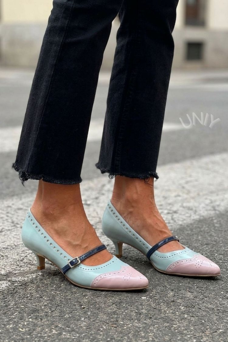 Chique lichtblauwe roze brogue Mary Jane kittenhakken [Pre Order]