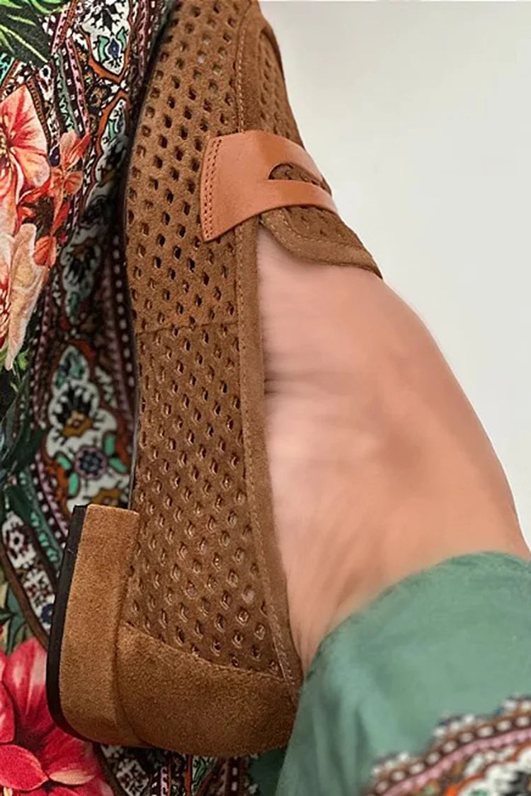 Brązowe mokasyny z ażurowym wzorem, kwadratowym noskiem [Przedsprzedaż]