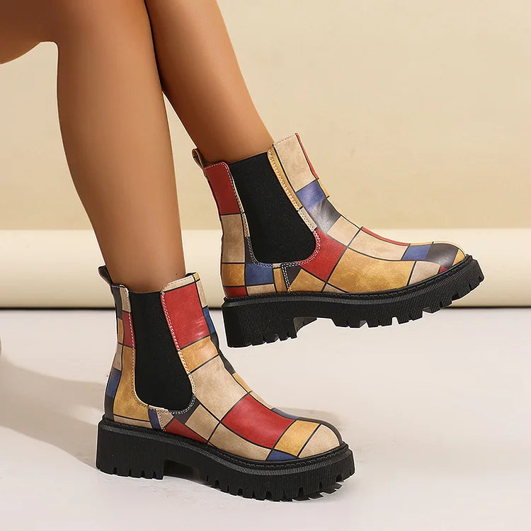 Patchwork-Stiefeletten mit klobigem Absatz und mehrfarbigem Aufdruck und runder Zehenpartie