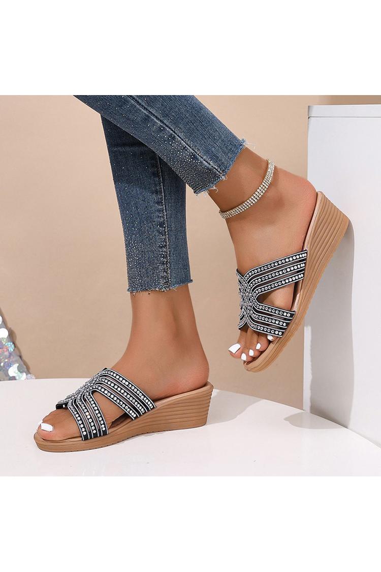 Pantofole casual con zeppa, punta rotonda e decorazioni in strass