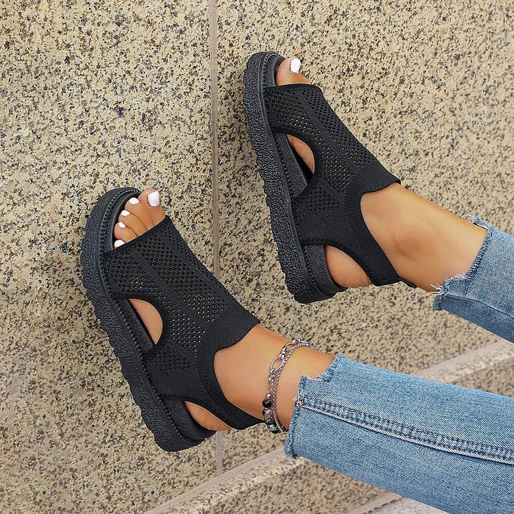 Sandali casual con punta tonda, in maglia traforata e tinta unita 