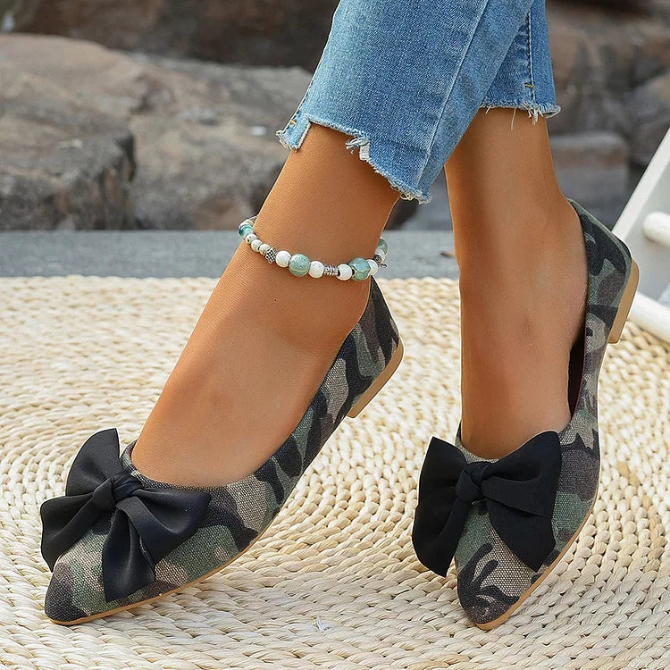 Bow Decor Camouflage Print Pointed Toe Slip On Flats