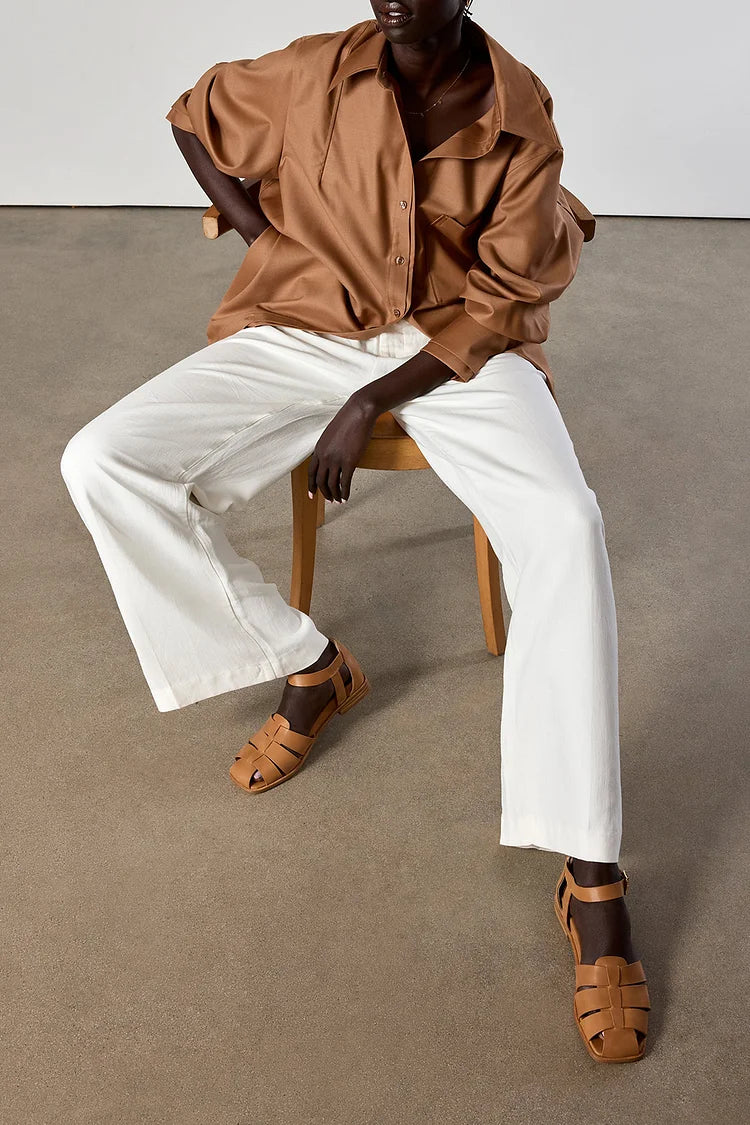 Sandalen mit quadratischer Spitze, gewebt, ausgeschnitten, hellbraun