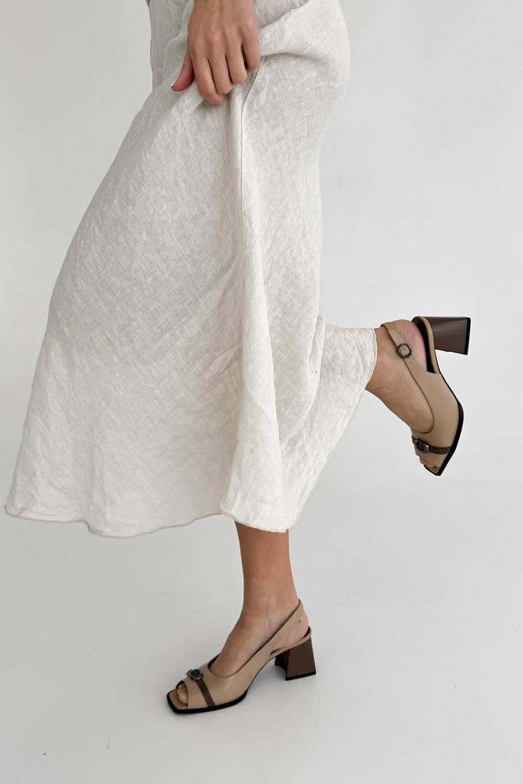 Scarpe con tacco grosso color cachi, con punta quadrata, fibbia decorativa e cinturino posteriore [Pre-ordine]