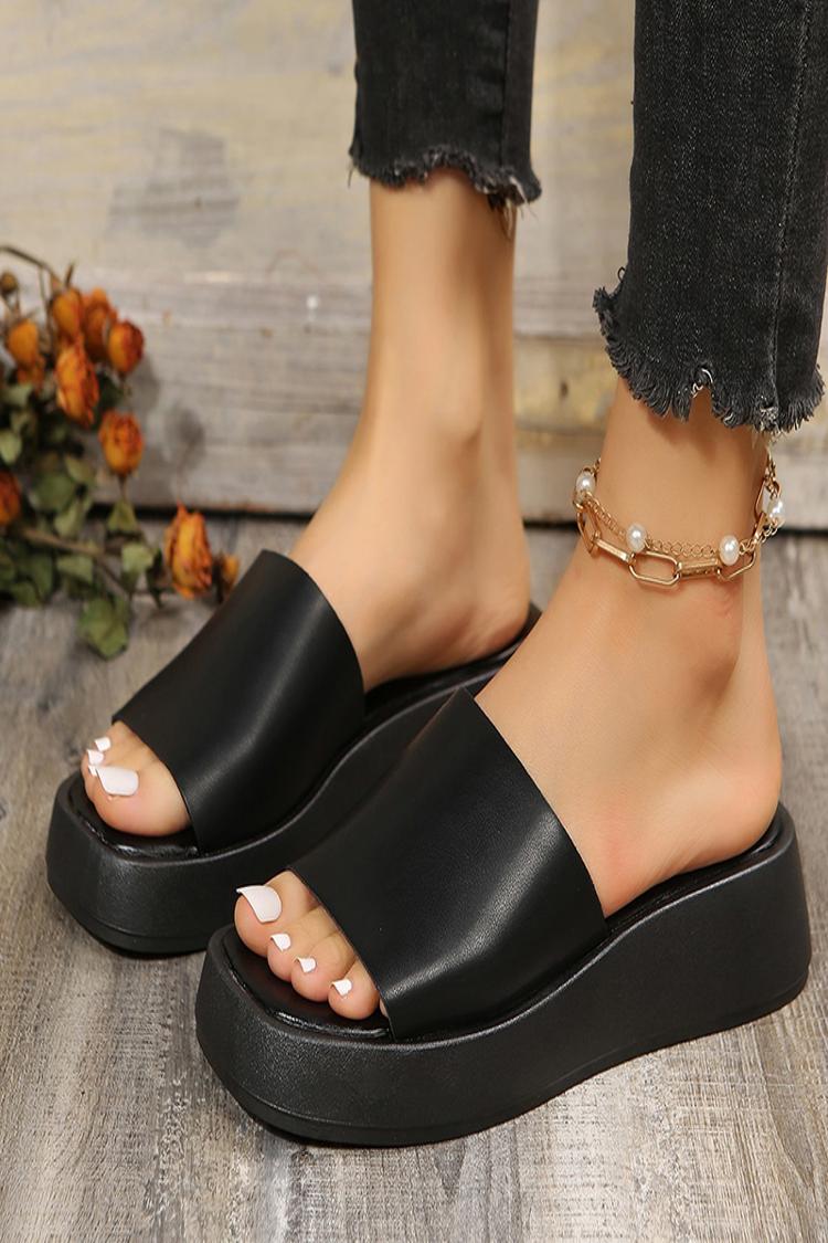 Pantuflas informales de exterior con plataforma de cuero sintético y punta cuadrada 