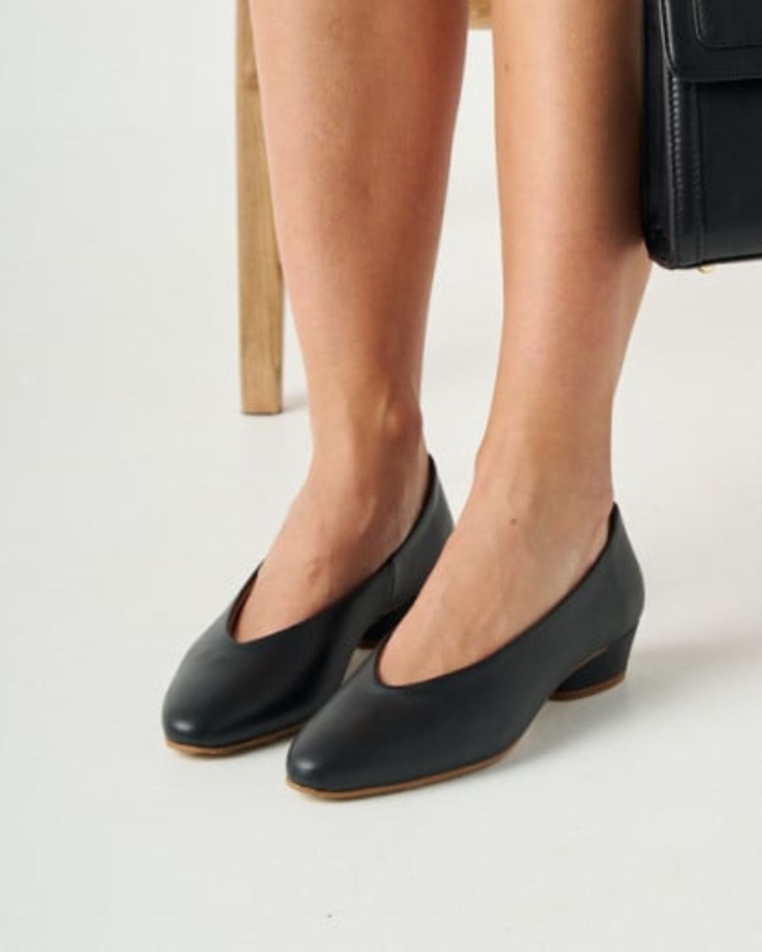 Sapatos de Salto Baixo Elegantes Versáteis Pretos [Pré-Encomenda]