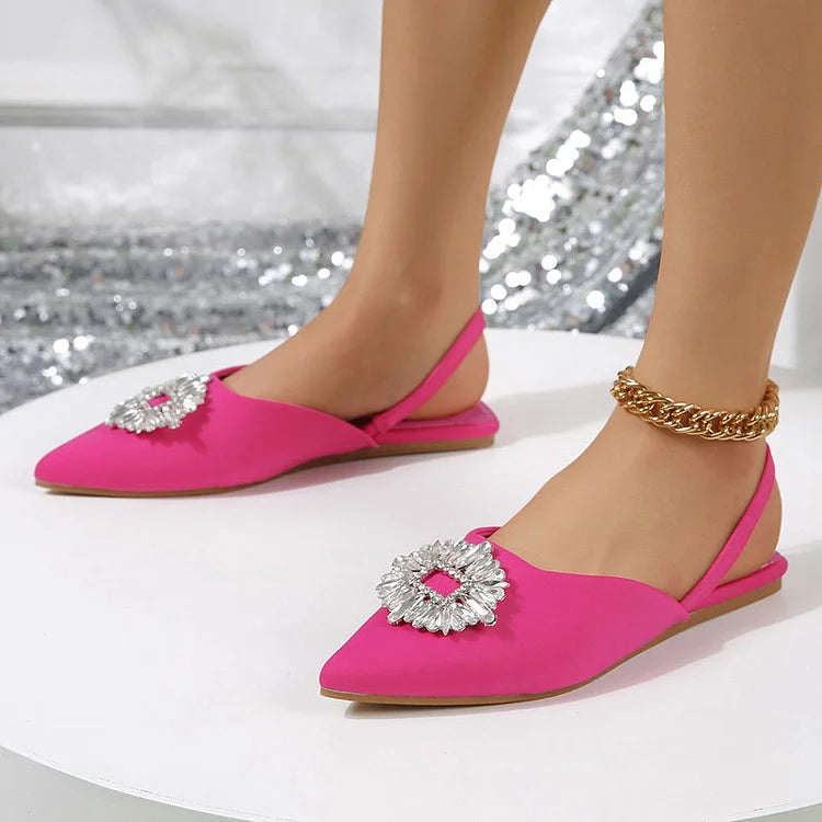 Freizeit-Flats mit spitzem Zehenbereich und Slingback-Riemen mit Strasssteinen