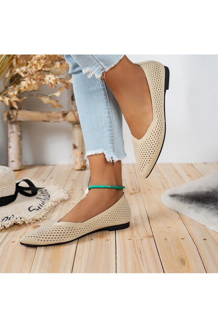 Jednokolorowe ażurowe dziergane casualowe baleriny z ostrym noskiem