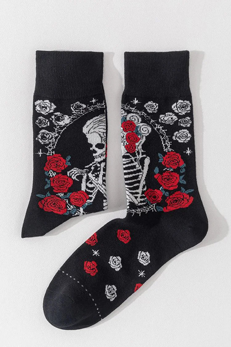 Calcetines de media pantorrilla con estampado de rosas en bloques de colores y esqueleto de Halloween 