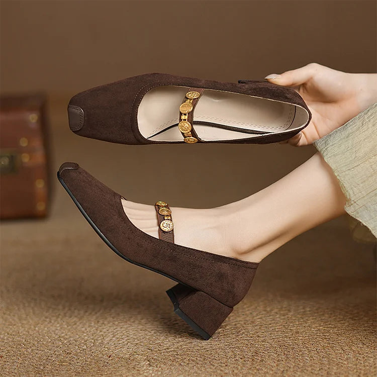 Catena con moneta in metallo, cinturino sul collo del piede, patchwork, punta quadrata, tacco spesso