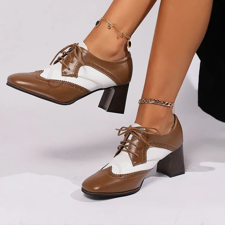 Scarpe con tacco grosso e lacci con punta quadrata colorblock