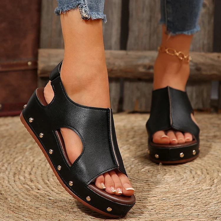 Metallnieten Dekor Solide Farbe Cutout Offene Zehen Wedge Sandalen