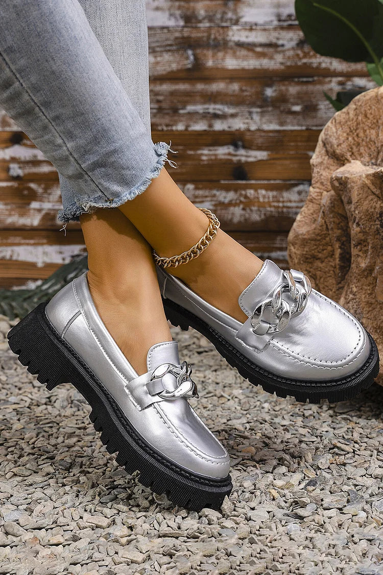 Metallic Sheen Round Toe Chain Decor Low Block Heel Loafers