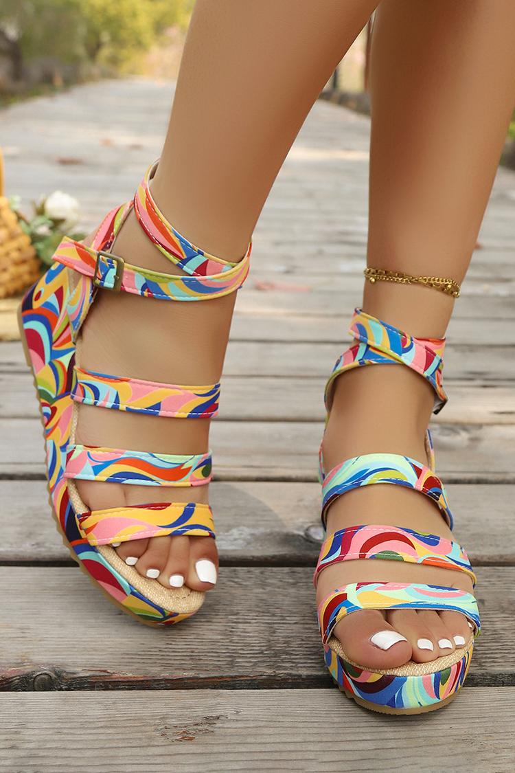Sandali con zeppa, punta tonda, cinturino alla caviglia con fibbia e stampa astratta multicolore