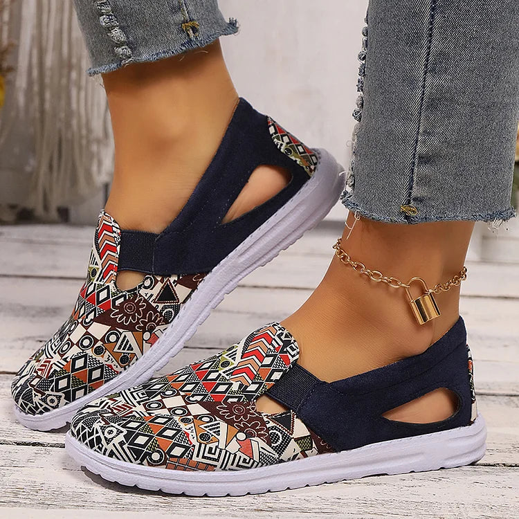 Ethnic Geo Pattern Print Cut Out Square Toe Slip On Loafers